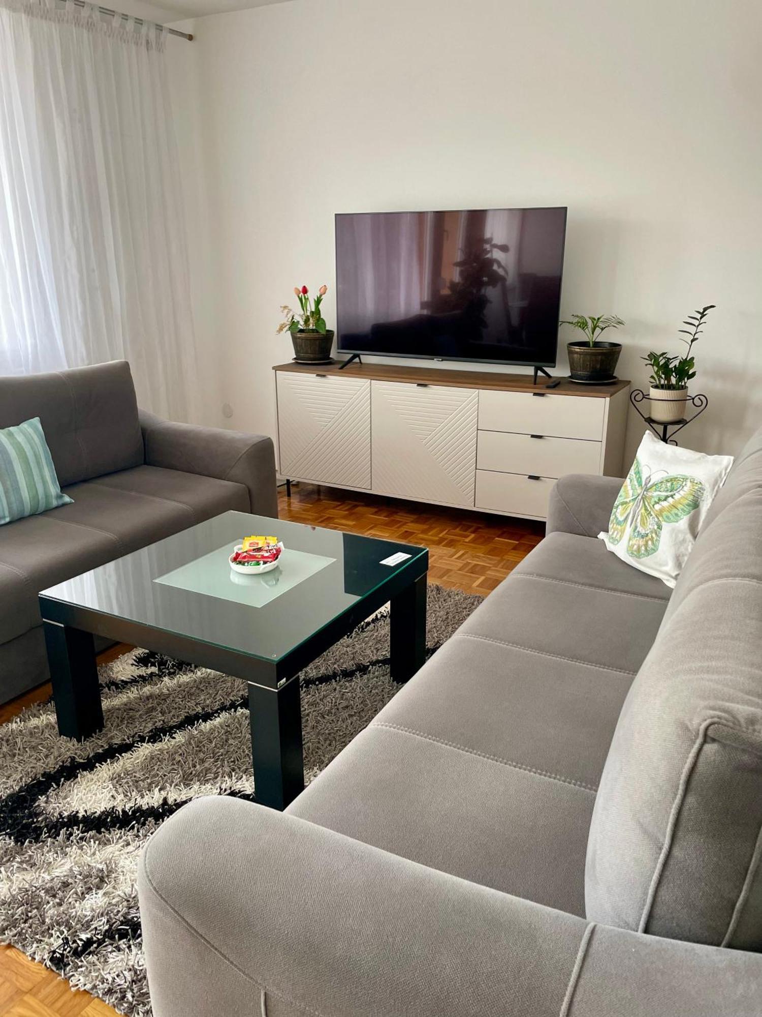 Apartman Maja Баня-Лука Экстерьер фото